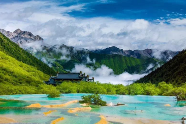 川西秘境魚子西、迦嘎措、墨石、四姑娘山、黃龍九寨溝、國際五星*3晚8日