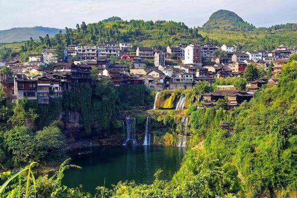 【星超值張家界】天門攬勝雲端、鳳凰醉影沱江、魅力湘西秀VIP 八日