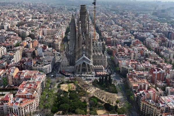 【連休超值西班牙】佛朗明哥、哥多華、馬德里、聖家堂、阿罕布拉宮10日