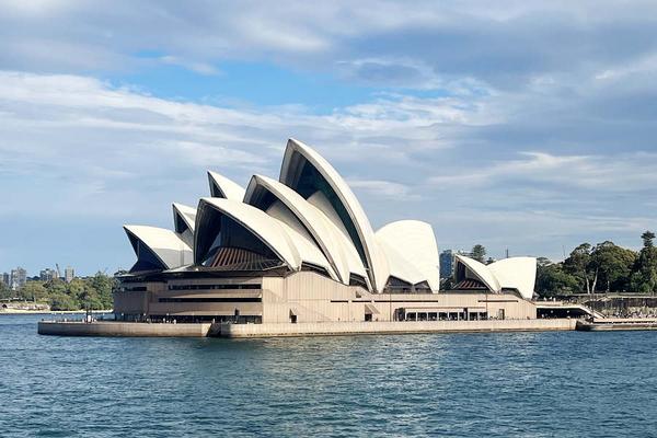 【精彩雪墨】雪梨歌劇院、絕美大洋路、森林火車、企鵝歸巢、尤利卡9天