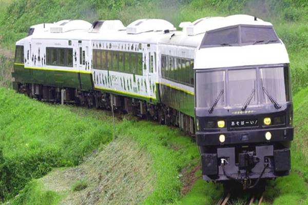 【精選九州5日】阿蘇男孩列車．舟遊柳川．童話湯布院．熊本城．宮殿水族館(星宇JX846/847)阿蘇男孩OK