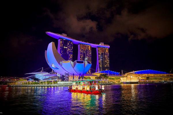 【新加坡】新加坡河遊船：濱海灣金沙和駁船碼頭（從藝術科學博物館旁的海灣北碼頭出發）