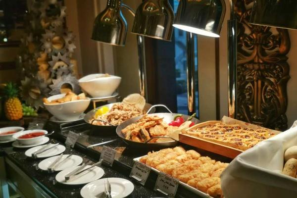 【澳門】勵庭海景酒店｜珀克餐廳｜自助午餐、晚餐、雙人下午茶