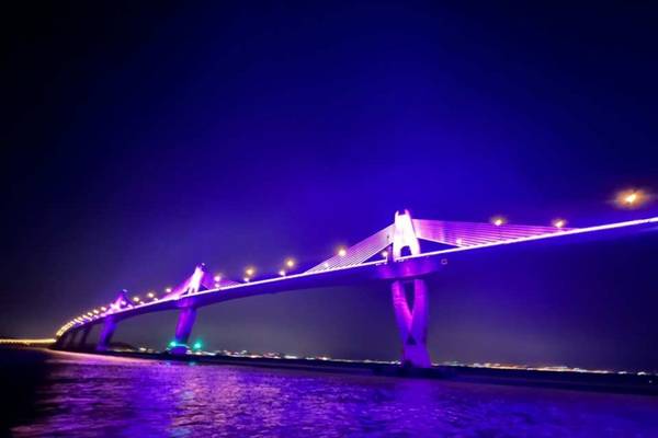 【金門】兩岸島嶼秘境巡航｜夜遊金門大橋