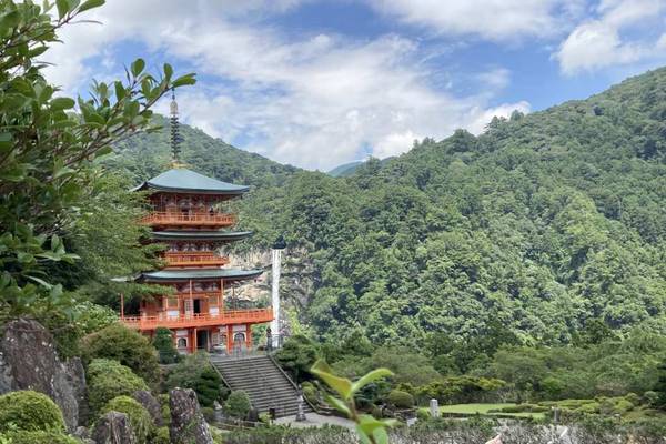 【日本】和歌山一日遊｜世界遺產熊野古道、那智瀑布｜名古屋出發