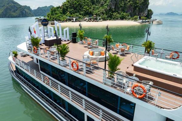 【越南】Cozy Bay 高級一日遊船｜下龍灣體驗｜獨木舟、英雄島｜可選河內出發交通