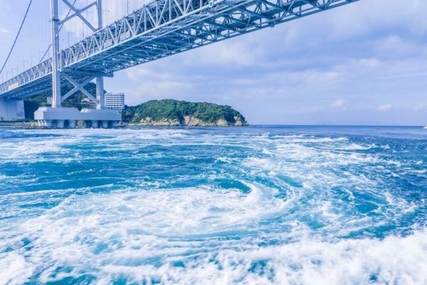 【日本】鳴門漩渦一日遊｜幸福鬆餅、大鳴門橋 渦之道、阿波舞會館｜大阪出發