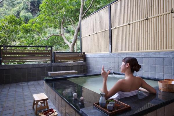 【新北】烏來｜名湯溫泉會館｜大眾池・湯屋泡湯券