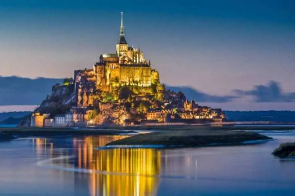 【法國】聖米歇爾山.修道院一日遊｜巴黎出發、中文導覽