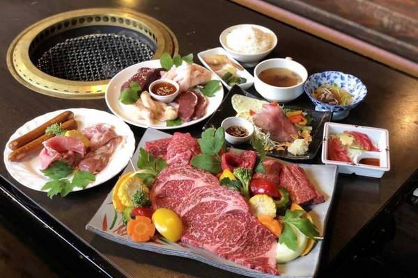 【日本】沖繩｜石垣牛專門店燒肉金城套餐｜北谷本店