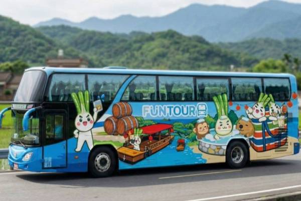 【宜蘭】1人成行☄ FunTOUR｜傳藝園區、噶瑪蘭威士忌酒廠、礁溪溫泉公園｜台北出發