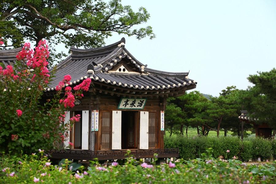 【升等明洞】迷戀雪嶽山~船橋莊、烏竹軒、南怡島、汗蒸幕5日(不進保肝)