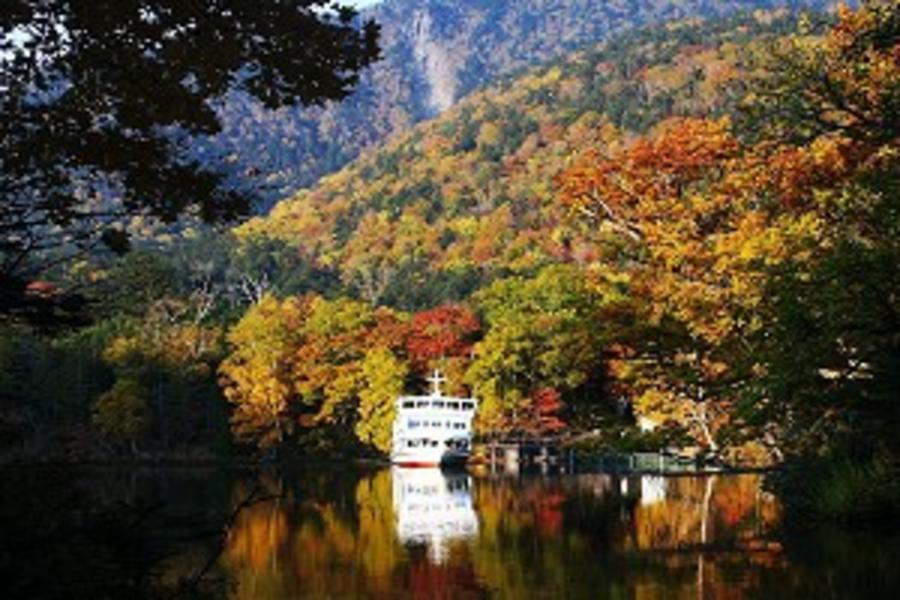 【道東最後秘境知床】熱汽球體驗、鮭魚迴遊、大雪山紅葉纜車5日