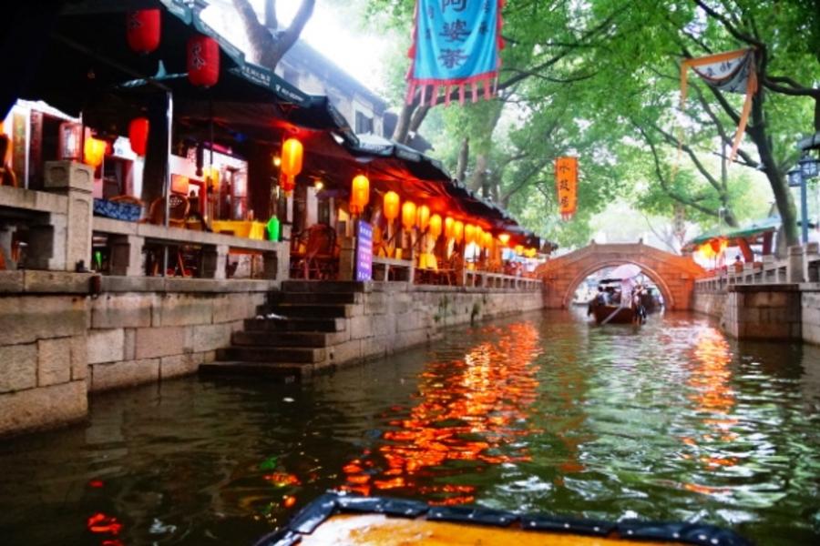 潯愛江南登中國最高樓看大上海古鎮5日【升等洲際酒店1晚、大閘蟹吃到飽、浦江情雜技秀、無購物無自費】