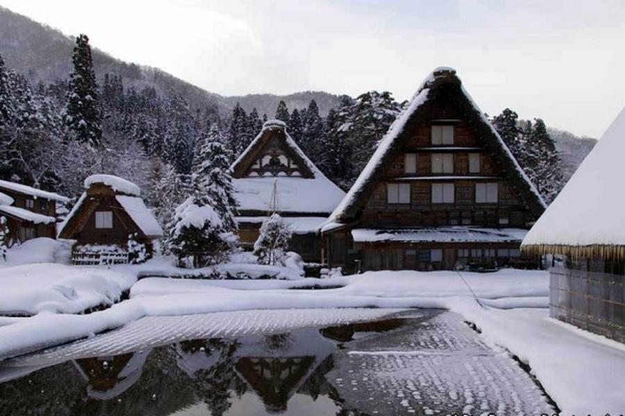 ★白色夢童話★北陸阿爾卑斯.合掌村.新穗高纜車.雪盆戲雪.三町美食.溫泉5天