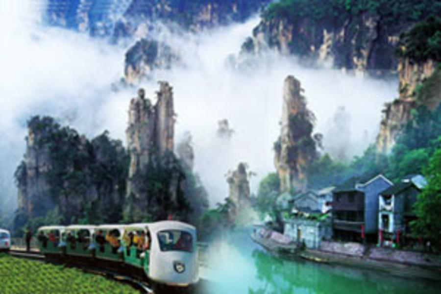 復興假期~下午好!天門山、黃石寨、大峽谷超值5日(三排椅VIP座車+車載WIFI)