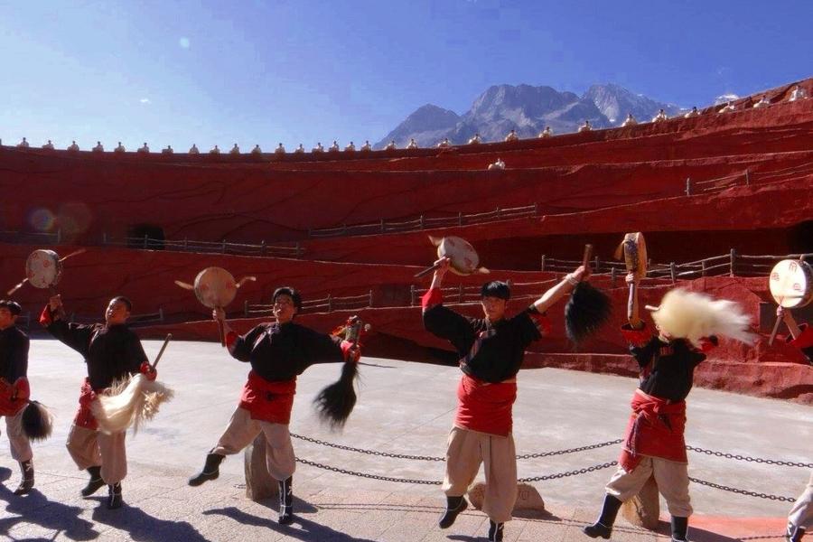 麗江雪山大索道、大理崇聖三塔、普達措景區、香格里拉+洲際八日