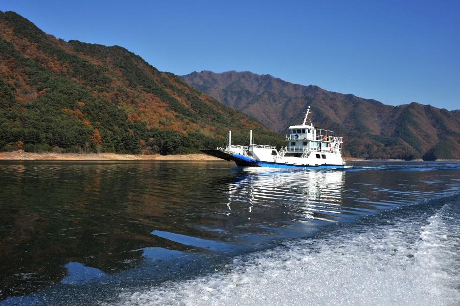 【升等市區飯店】韓國華川~鯽魚島、破虜湖遊船、採人蔘體驗5日