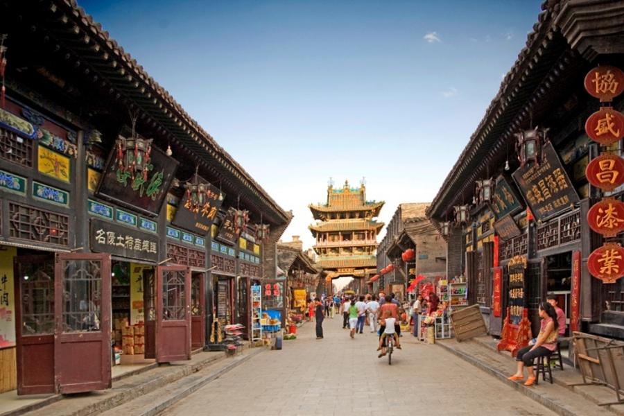 南航假期~功夫少林寺、康百萬莊園、龍門石窟、開封文化客廳六日