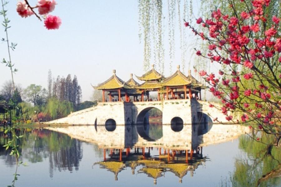 煙花揚州瘦西湖~南京牛首山祈福五日 【早去晚回、升等二晚國際酒店、無購物、無自費】
