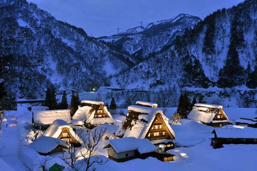 富名加賀屋★新穗高雪壁‧國寶遊船‧合掌村點燈5日(入住渚亭)