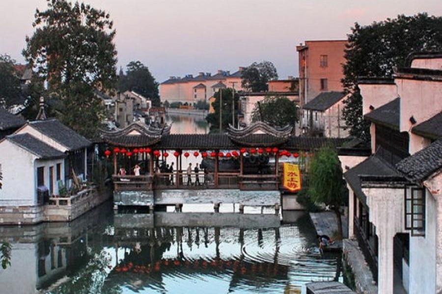 江南風華烏鎮南潯雙水鄉西湖太湖5日【登東方明珠塔+湖邊邨英式下午茶+3大遊船、無購物無自費】