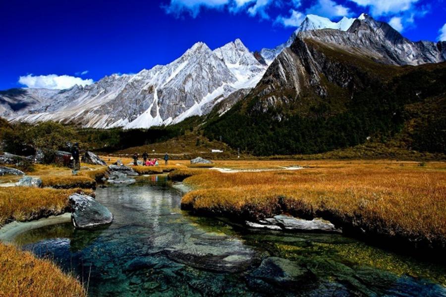 走訪四川仙境~四姑娘山.稻程亞丁八天 《無購物.無自費》