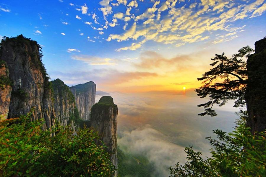 【山水有情寄湖北】奇幻恩施大峽谷、三峽大瀑布、神農架秘境8日