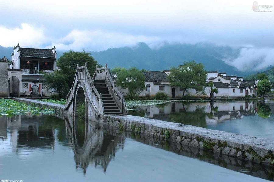 跟著世界遺產之旅、登黃山(山上二晚)、 走進三清山、徽州宏村8日