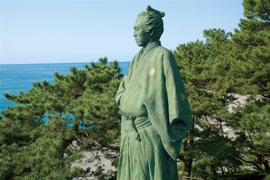【岡山包機X】四國.香川+岡山倉敷美觀+櫻花賞+祖谷溪+高知溫泉四日X