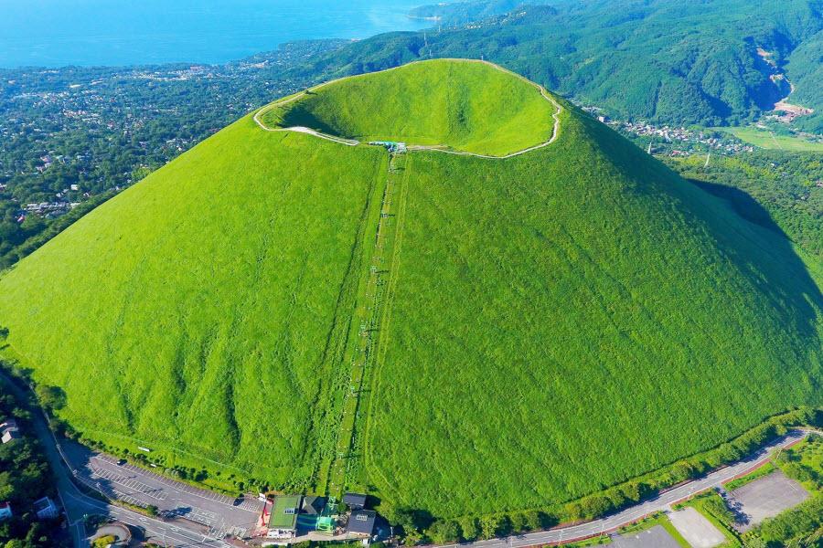 ★伊豆紅葉情懷★淨蓮瀑布大室山纜車箱根鐵道大涌谷地獄海盜船溫泉5日