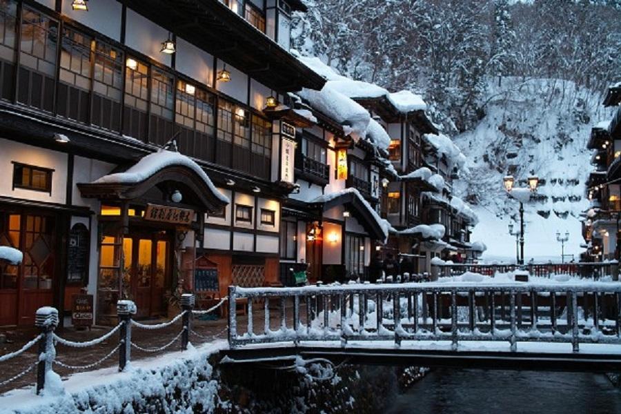 ★戀上角館站★銀山溫泉街新幹線猊鼻溪船角館鐵道五色沼東照宮溫泉6日