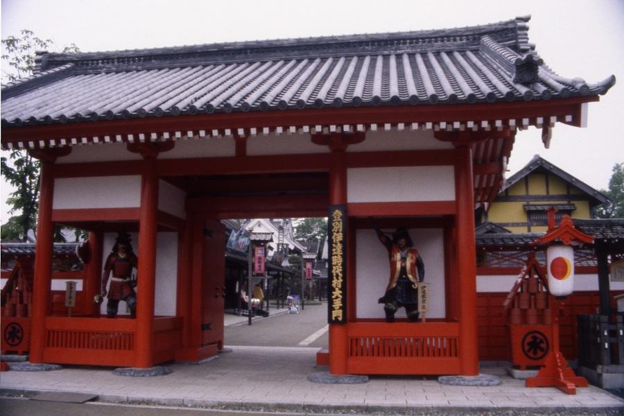 【北海道超享樂】伊達時代村.北斗號特急列車.難陀三大蟹吃到飽5日