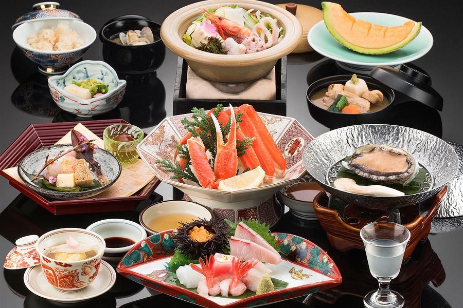 來避暑【搭商務艙‧宿百選飯店‧享美饌】馬籠宿立山上高地古藝5日(名松)