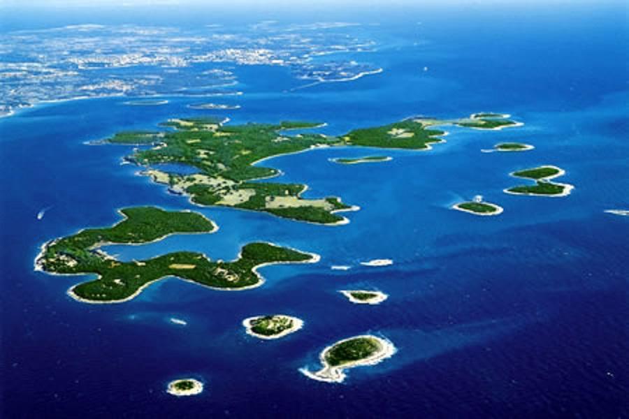 【賺很大】克斯波三國十六湖、普拉、桃花源小鎮、大布里奧尼群島遊船13日