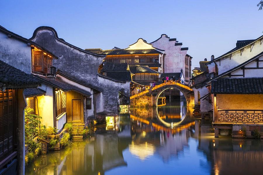 惠選團~江南烏鎮輕旅行、時尚凱悅酒店魔都上海4天