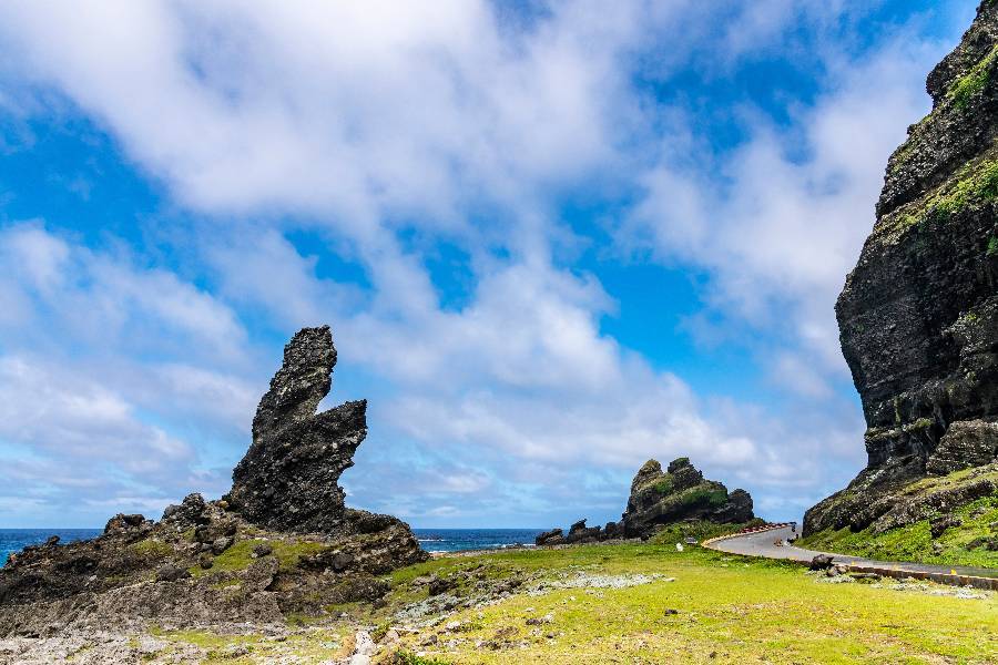 【高雄出發】戀戀蘭嶼尋奇岩~浮潛活動或拼板舟體驗(2選1)自在采風三日