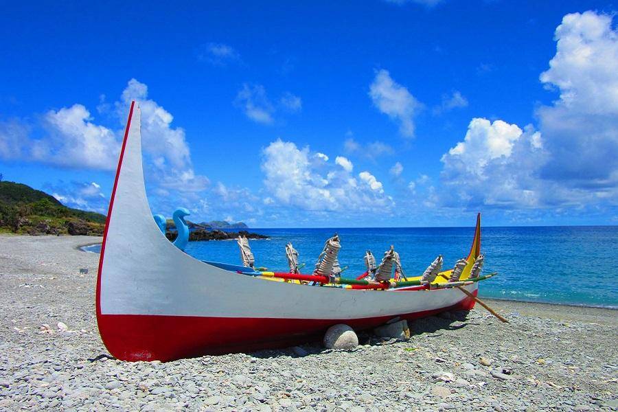 【高雄出發】湛藍蘭嶼奇岩探秘~海洋體驗(2選1)、枋寮藍色小鎮漫旅四日