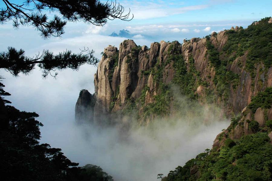 【東方假期】南昌.廬山.景德鎮.婺源.三清山.龜峰.龍虎山.鳳凰溝全覽八天(無購物.無自費)