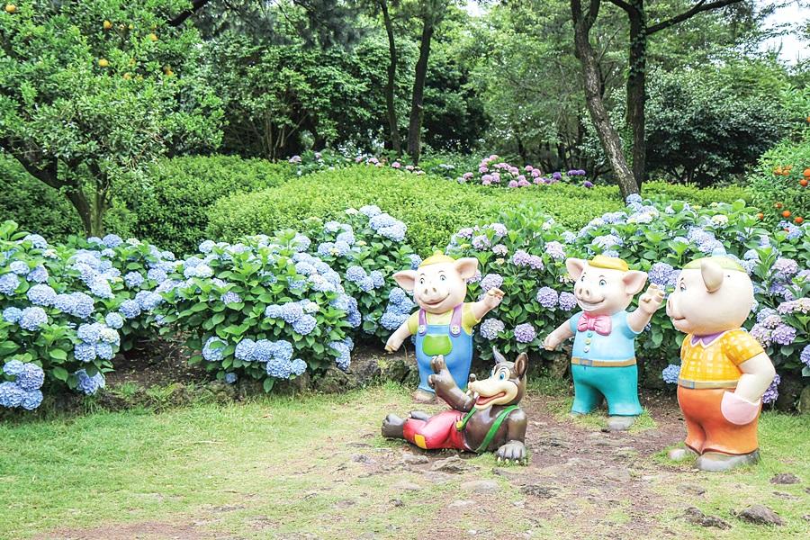 【迷你團】五星藍鼎～神話樂園、變形金剛、休愛里四季花園、韓服體驗4日