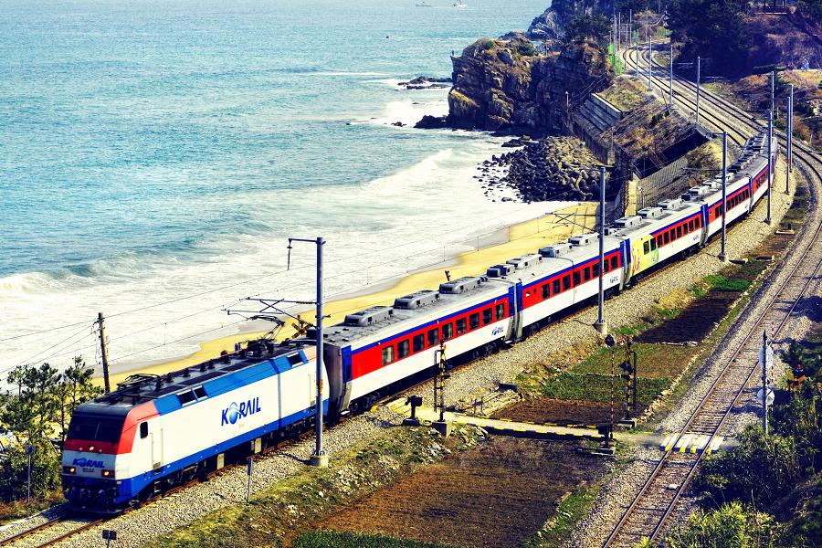 五星韓國雪嶽山纜車~米其林美食饗宴、正東津濱海火車、益善洞5日