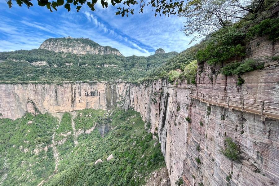 【超值玩樂】雲台山、天界山、洛陽龍門石窟、開封少林寺、鄭州8日