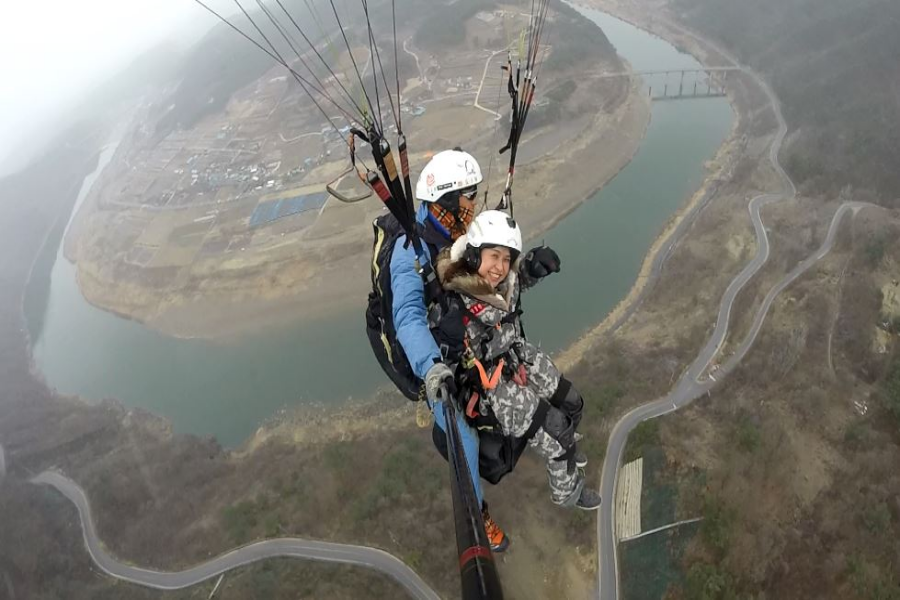 【極限挑戰滑翔傘】韓國炸雞DIY體驗、忠州遊湖、星光隧道、汗蒸幕5日