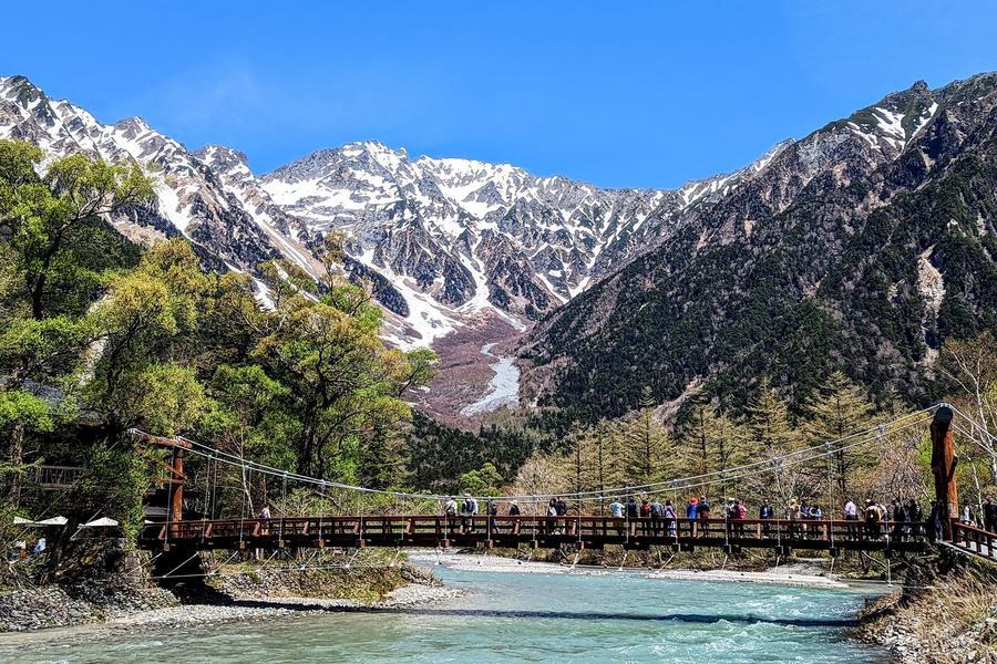 【森情雪壁】立山、祕境上高地、合掌村、飛驒點心、安中眼鏡橋、溫泉5日