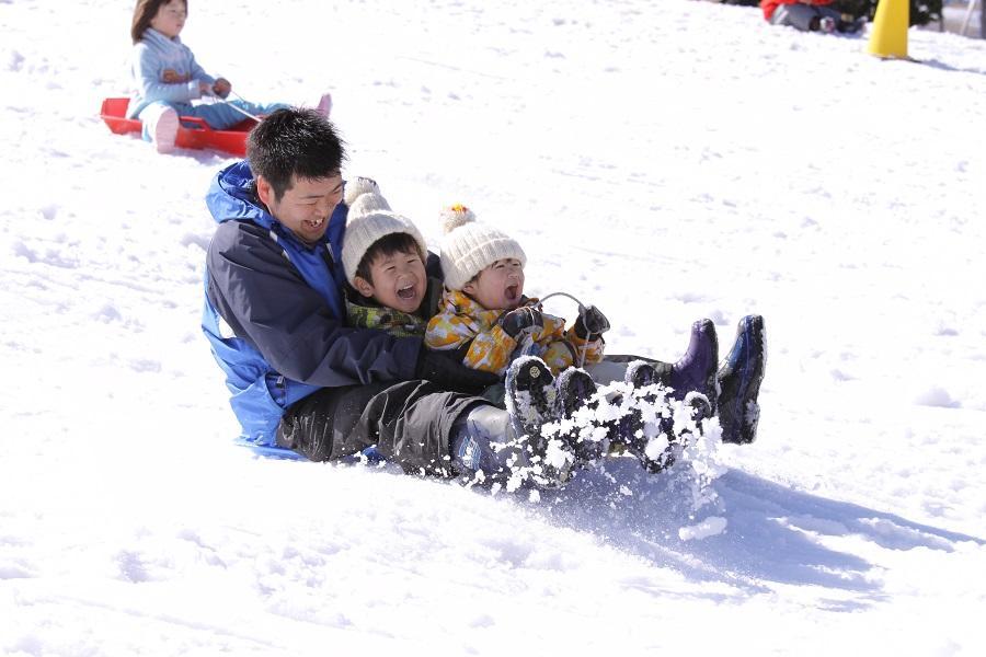 新春【樂遊關西】大阪環球.六甲山戲雪.宇治遊船.嵐山.清水寺金閣寺5日