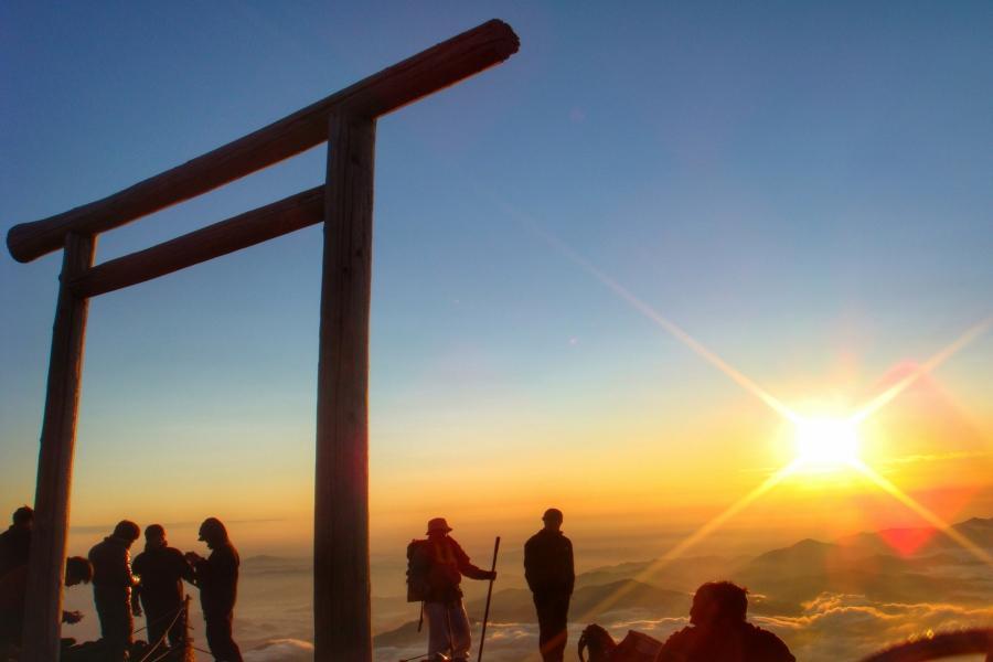 【富士山健行】聖山十合目、高尾山纜車、田貫湖、白絲之瀧、螃蟹、溫泉5日