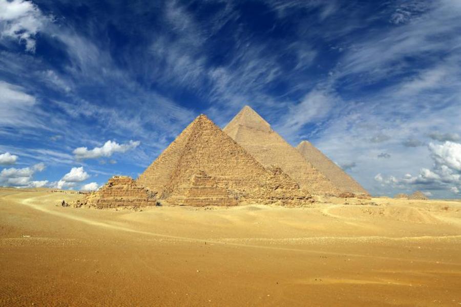 【賺很大】埃及金字塔群、騎駱駝&風帆船、五星河輪、阿布辛貝11日