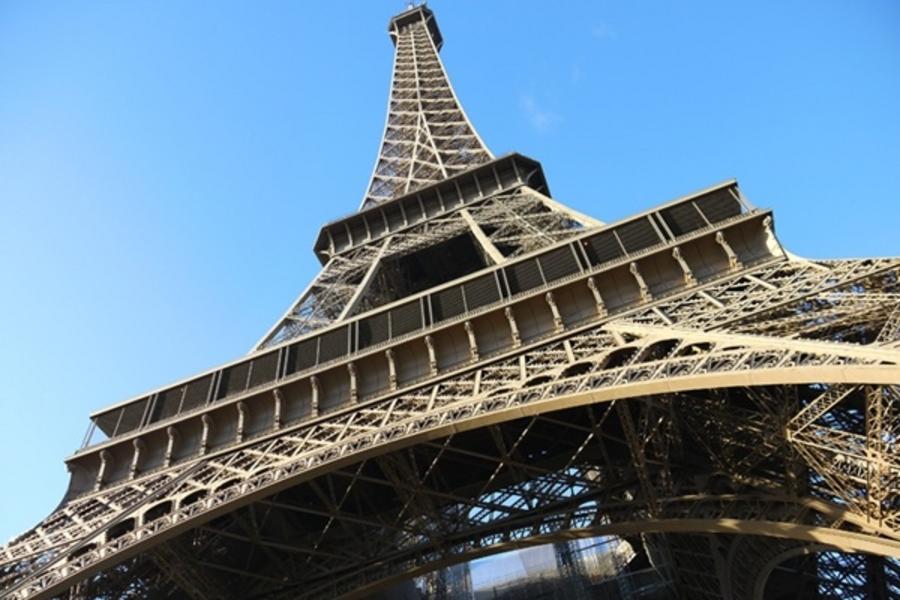 魅力歐洲迎新春！『Bonjour Paris』 奧薇小鎮、藝術人文、巴黎拜金女七天(含稅)