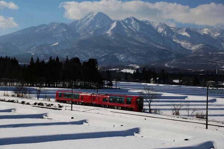 雪月花觀列★鬱金香樂購‧合掌村茶街‧國寶城遊船5日(富山)