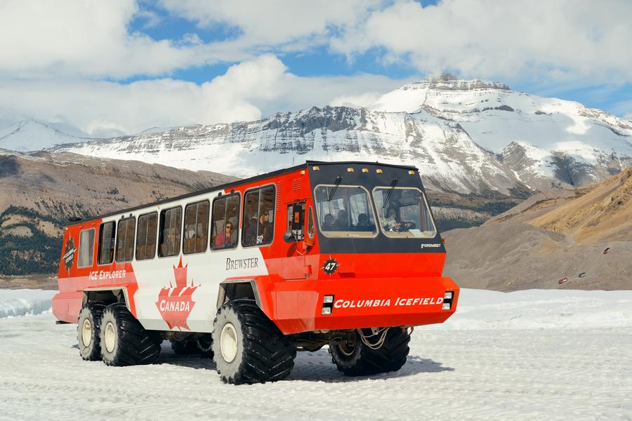 加拿大洛磯山脈~五大國家公園、四大名湖、冰原雪車、OUTLET購物9日